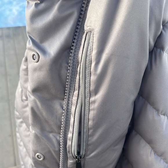 Patagonia goose down long jacket Size extra small inside large pocket outside - Picture 10 of 10
